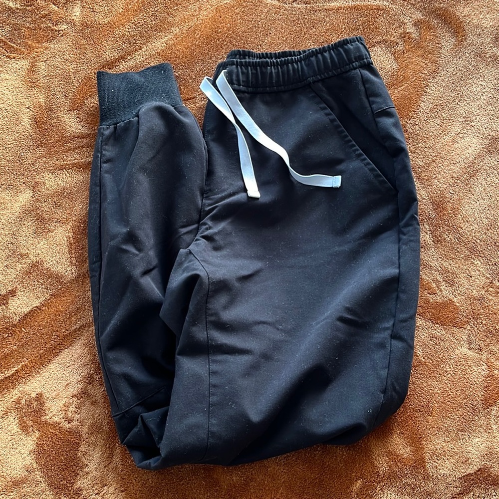 Black Figs Jogger Scrub Pants
